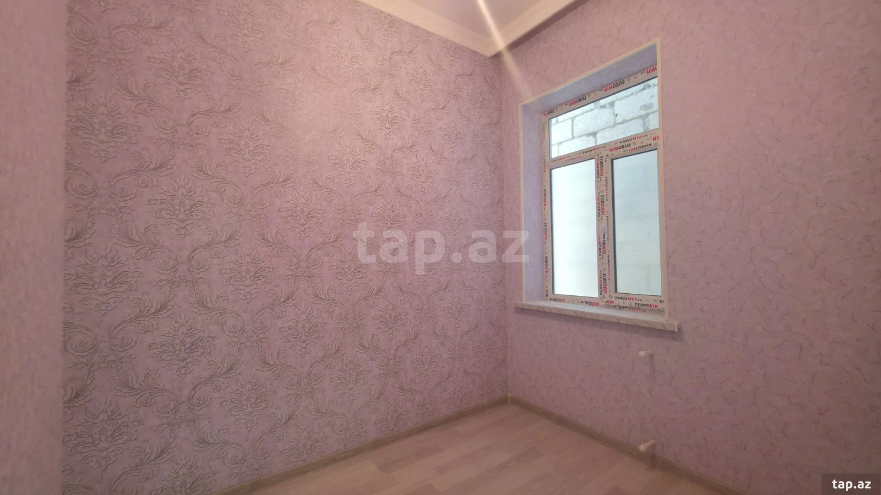 Satılır 5 otaqlı həyət evi