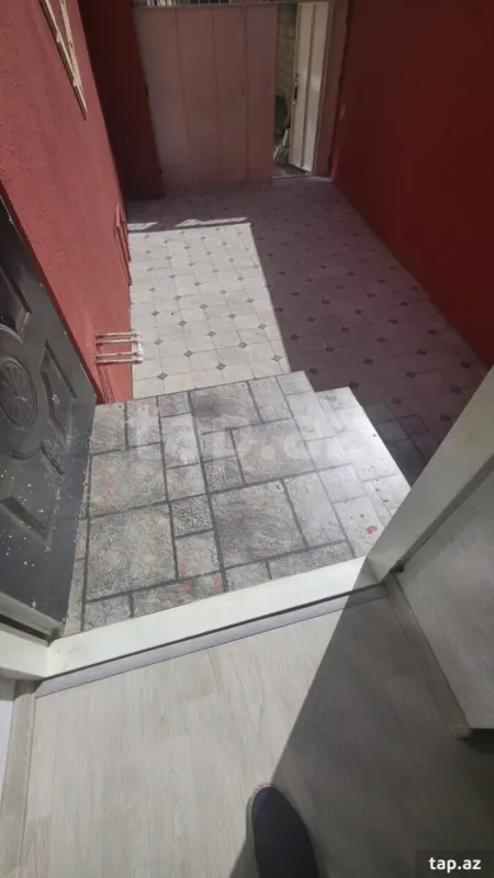 Satılır 5 otaqlı həyət evi