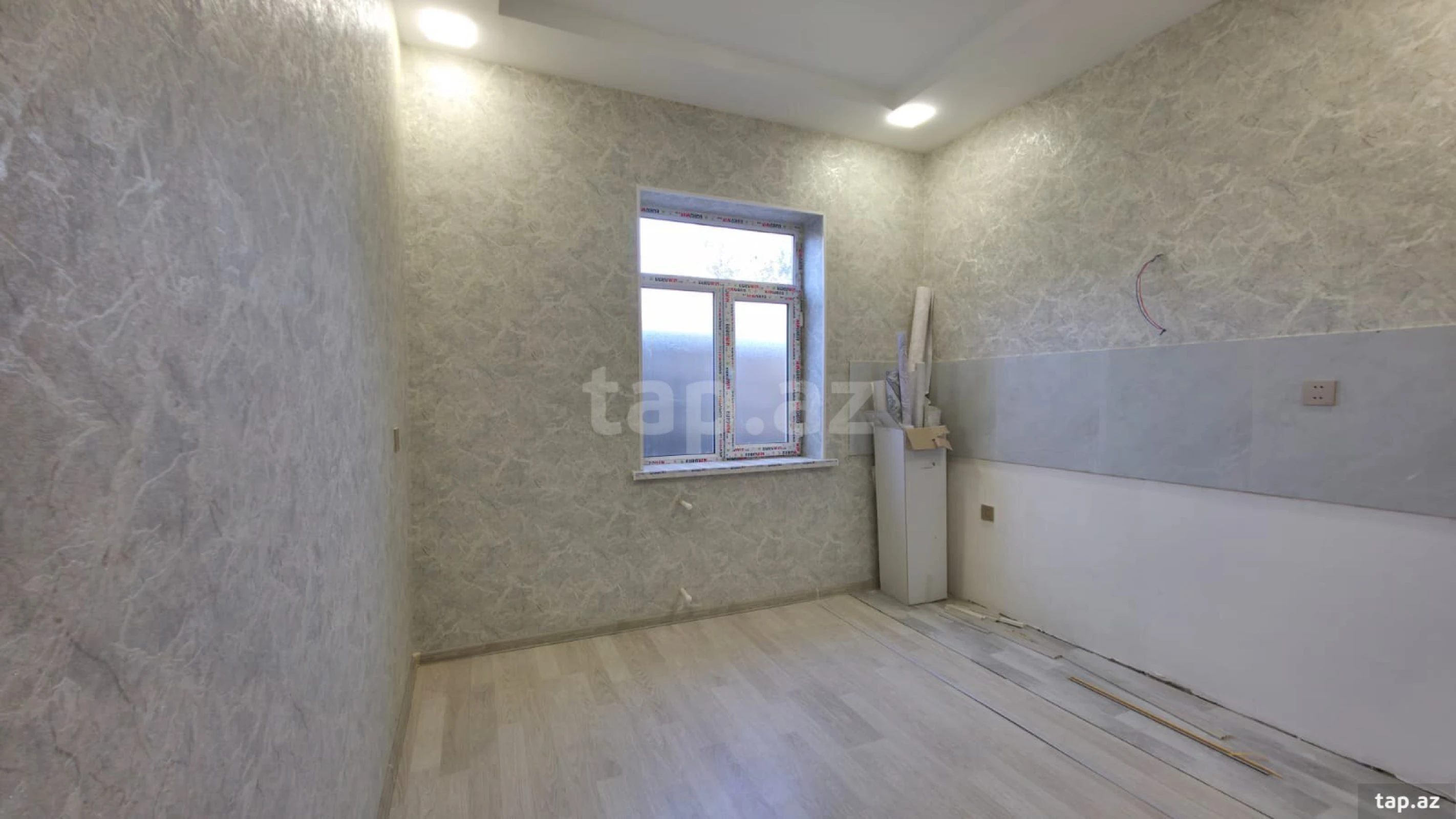 Satılır 5 otaqlı həyət evi