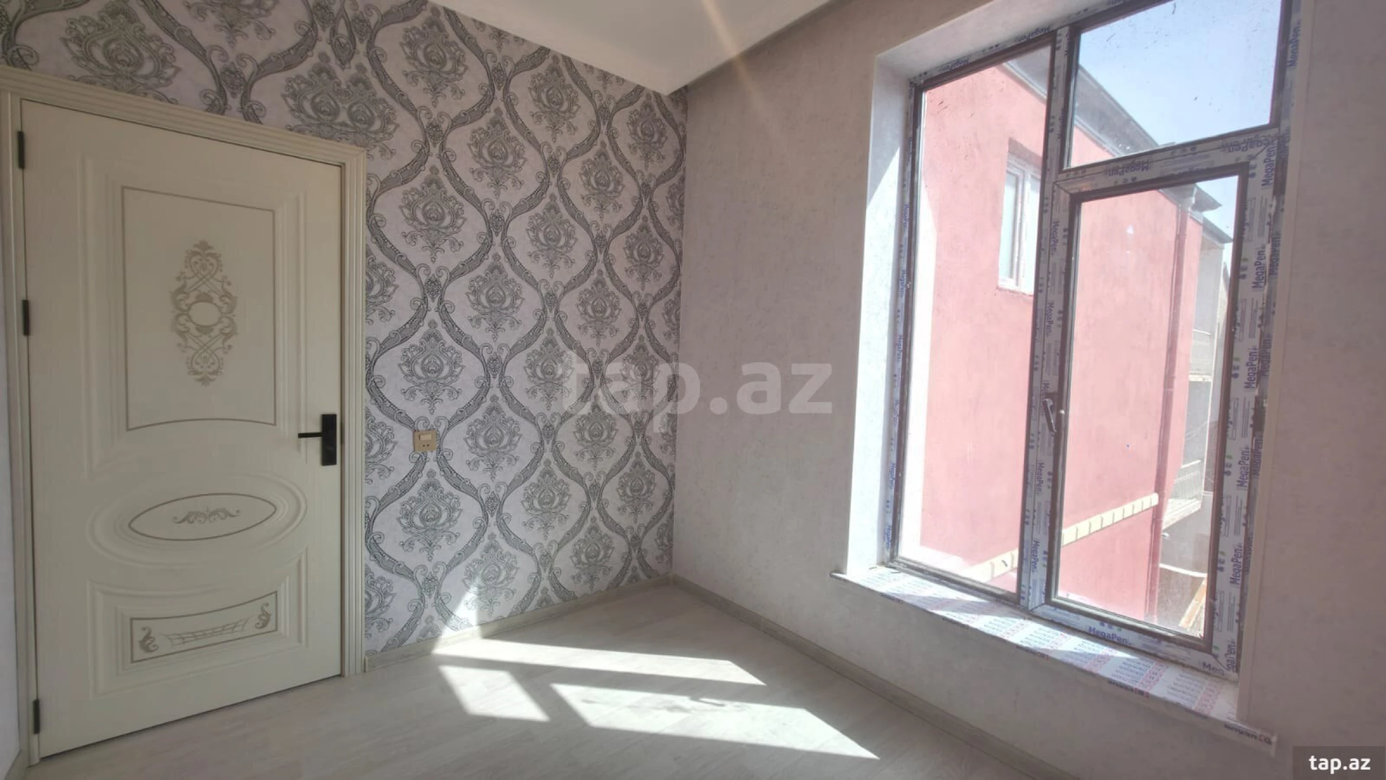 Satılır 5 otaqlı həyət evi