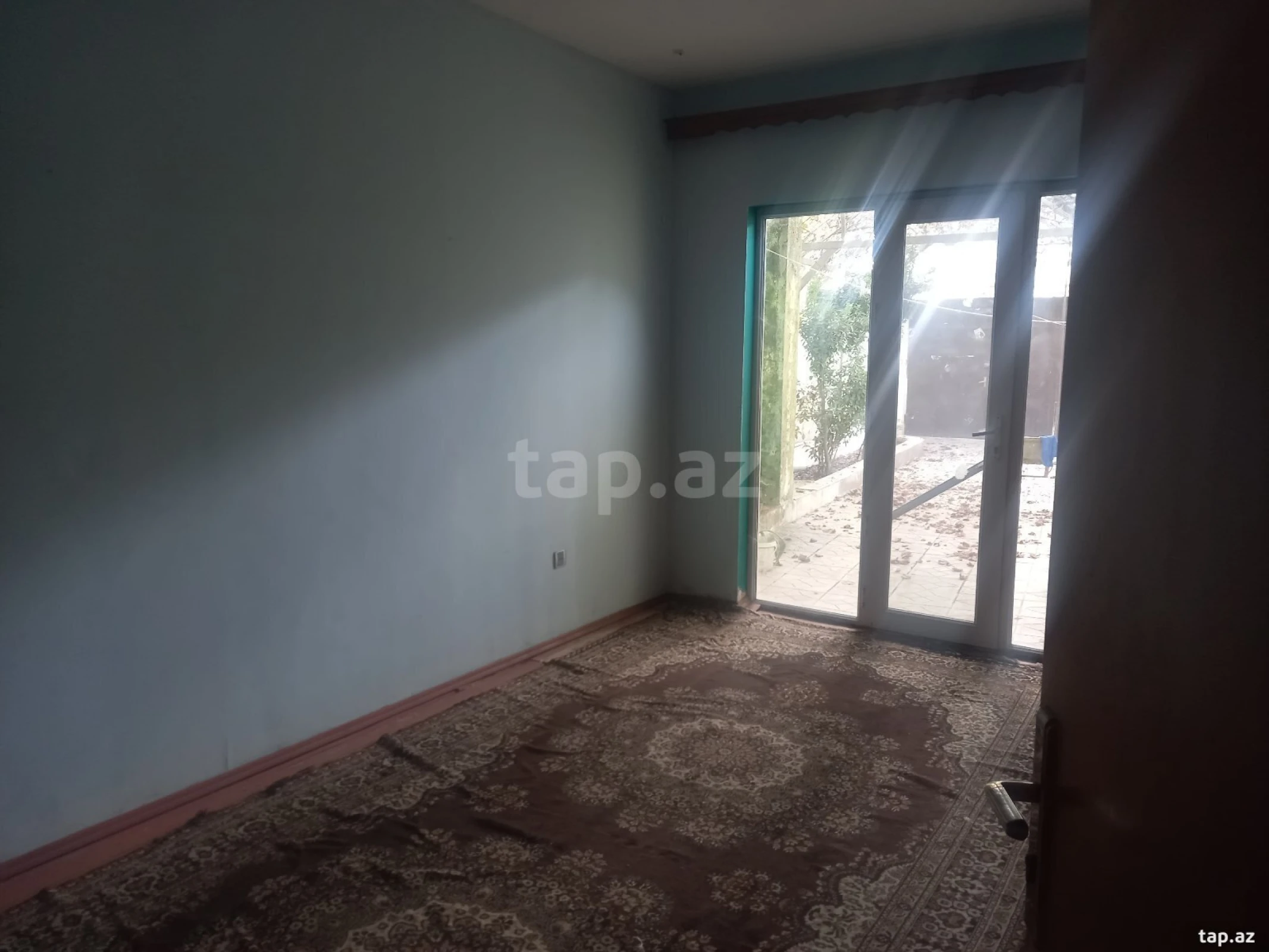 Kirayə verilir 4 otaqlı həyət evi