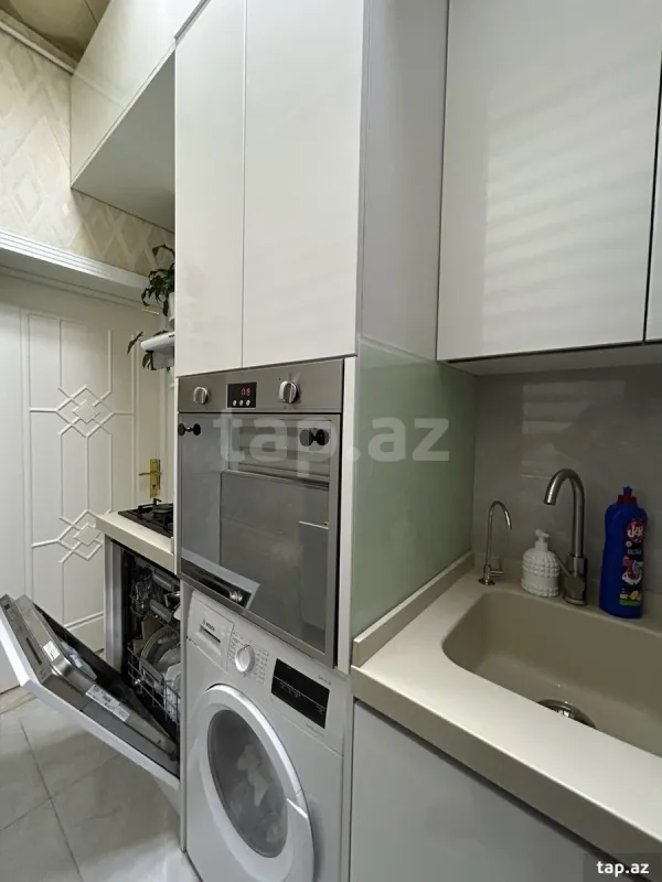 Kirayə verilir 3 otaqlı yeni tikili 80 m²