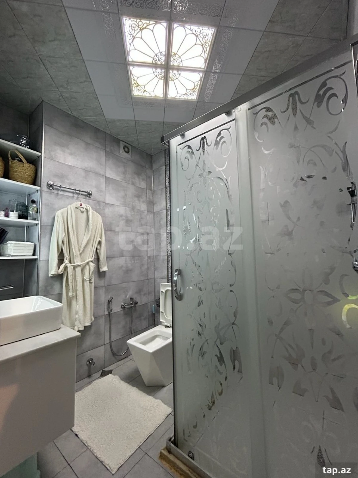 Kirayə verilir 3 otaqlı yeni tikili 80 m²