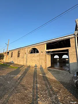 Satılır 4 otaqlı həyət evi 145 m² — Göygöl 4 otaq 145.00 m²