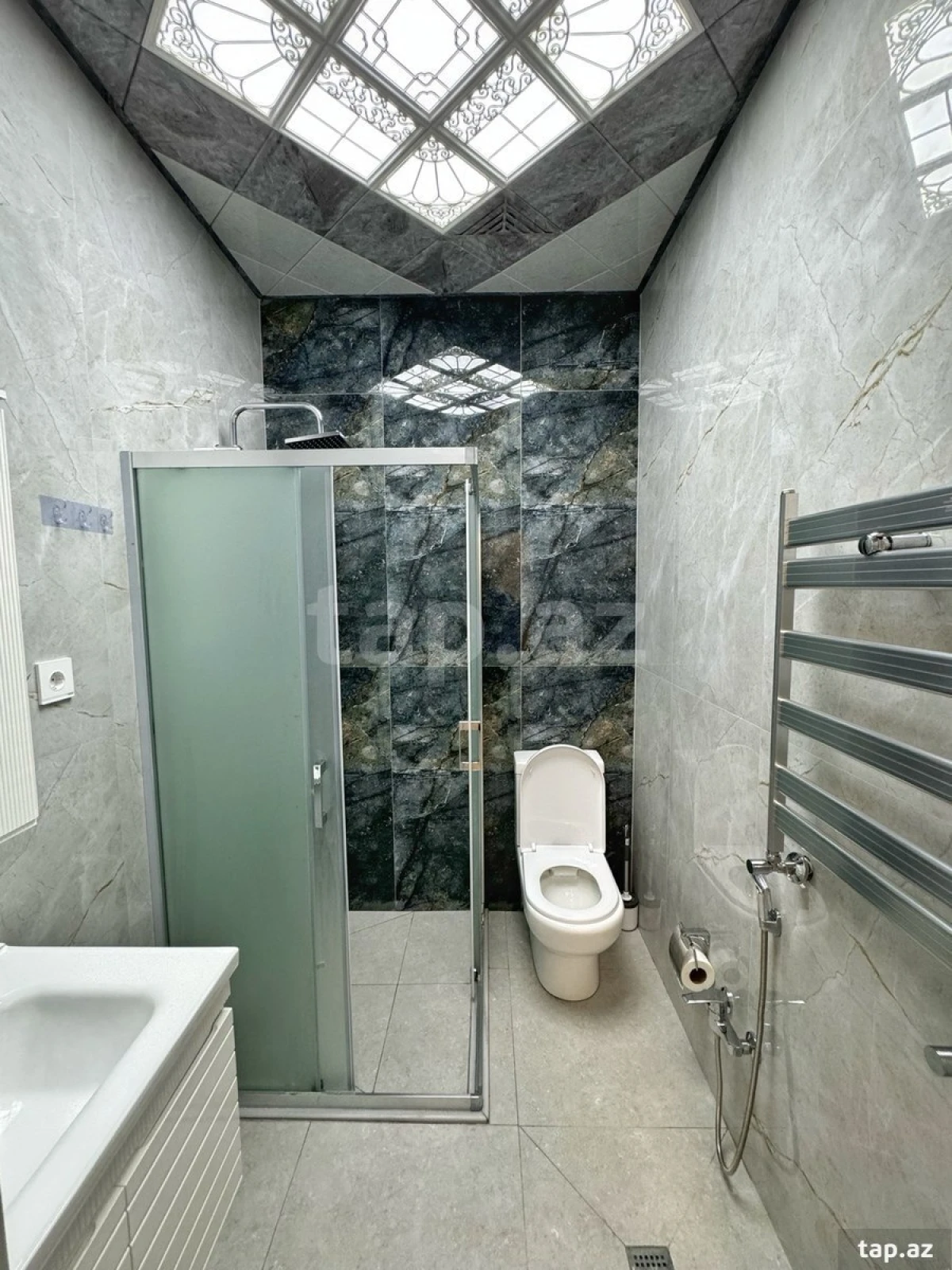 Kirayə verilir 1 otaqlı yeni tikili 45 m²