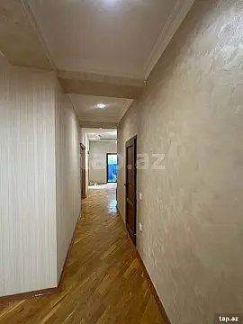 Satılır 4 otaqlı yeni tikili 160 m²