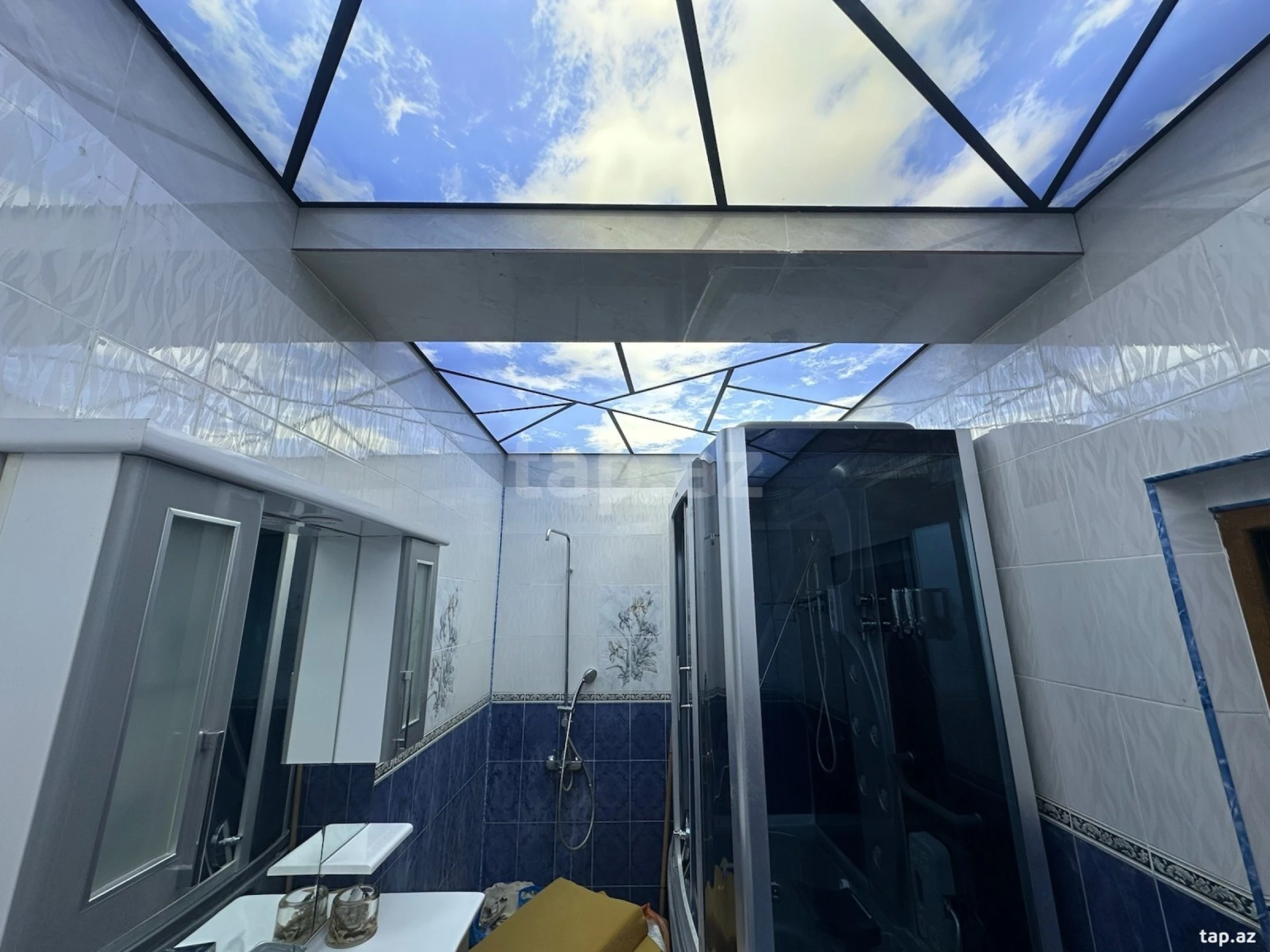 Satılır 4 otaqlı yeni tikili 160 m²