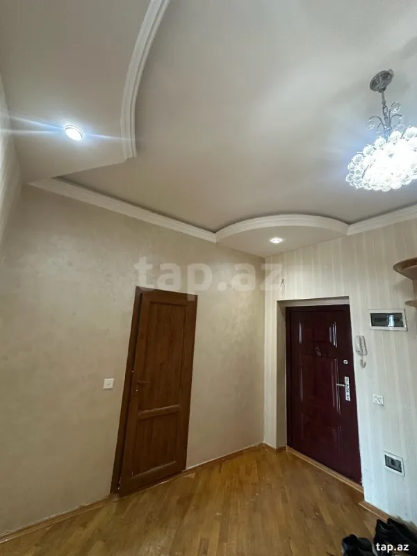 Satılır 4 otaqlı yeni tikili 160 m²