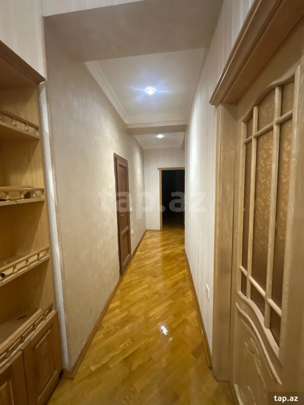 Satılır 4 otaqlı yeni tikili 160 m²