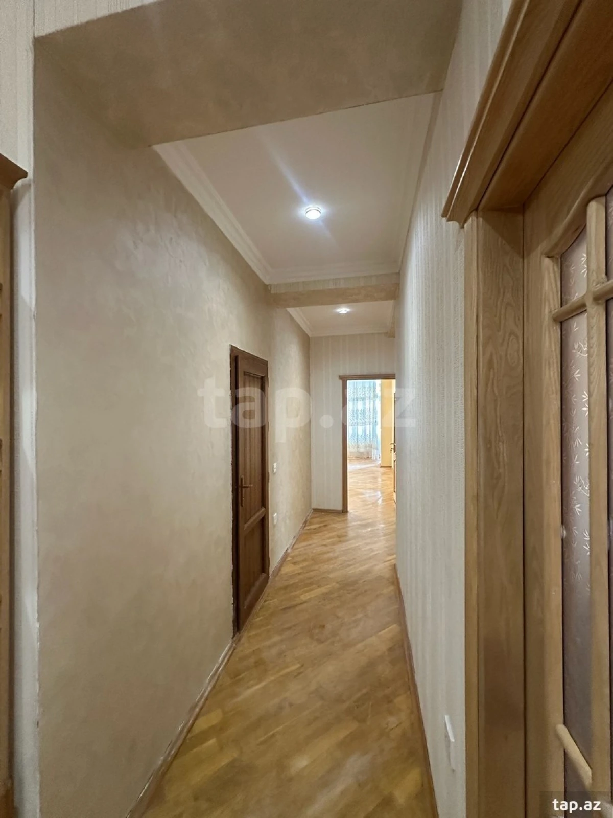 Satılır 4 otaqlı yeni tikili 160 m²