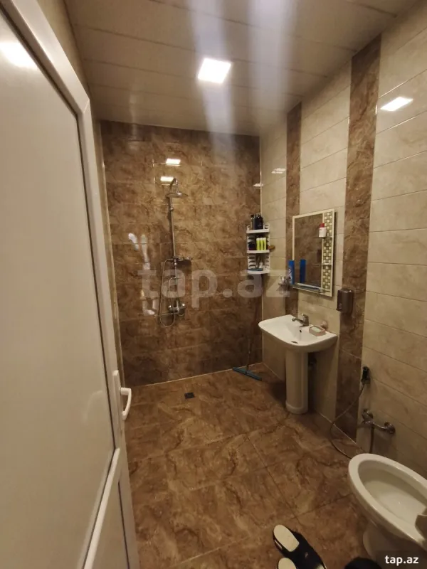 Satılır 3 otaqlı həyət evi