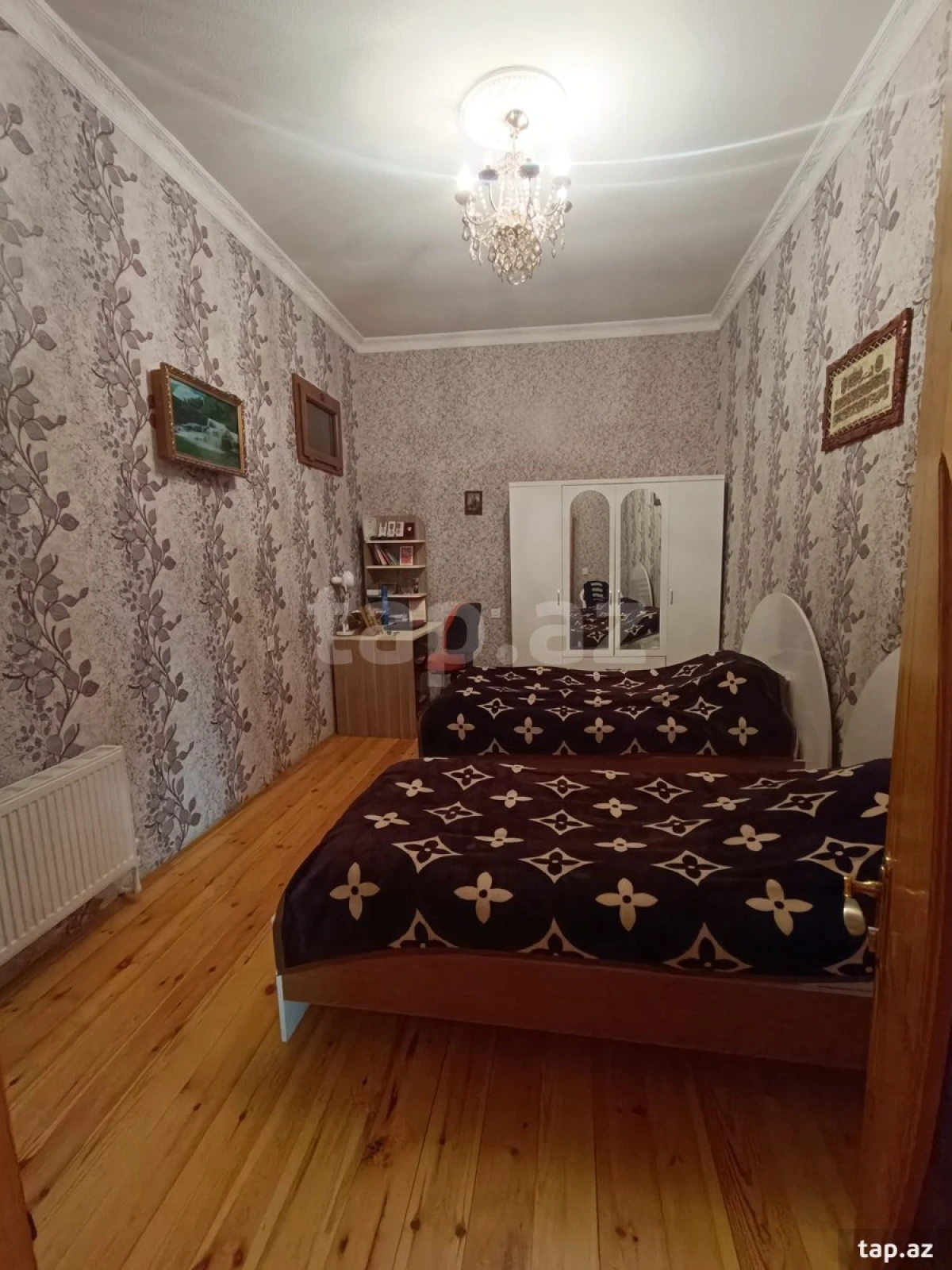 Satılır 6 otaqlı həyət evi