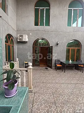 Satılır 6 otaqlı həyət evi