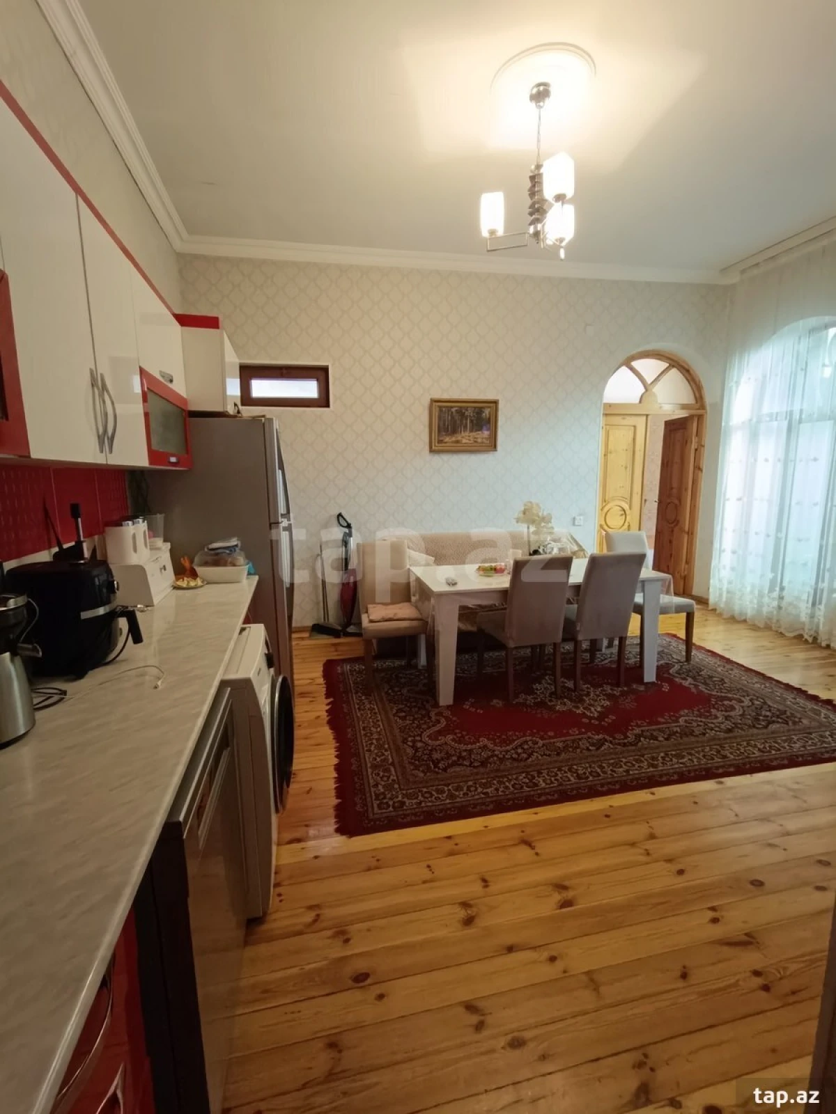 Satılır 6 otaqlı həyət evi