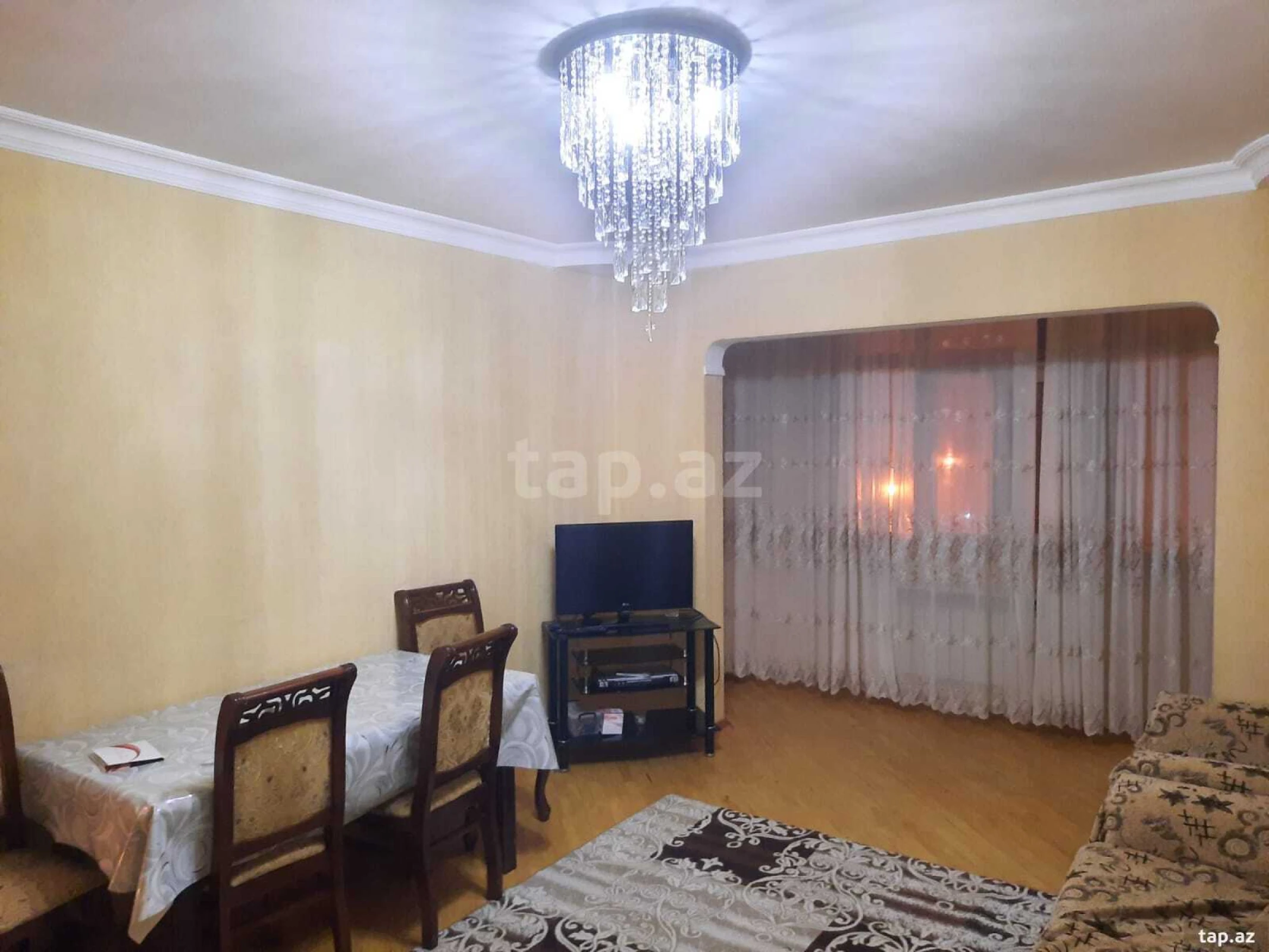 Kirayə verilir 3 otaqlı yeni tikili 80 m²