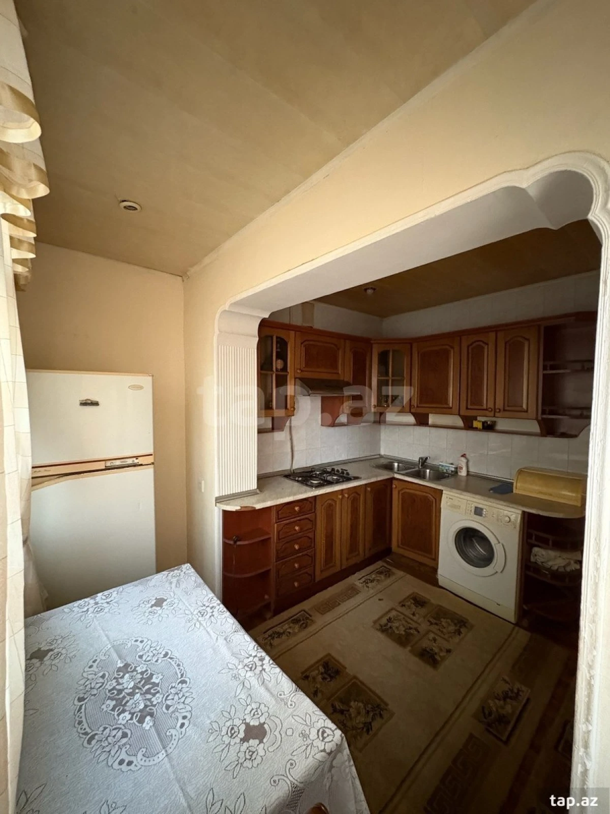 Kirayə verilir 2 otaqlı mənzil 80 m²