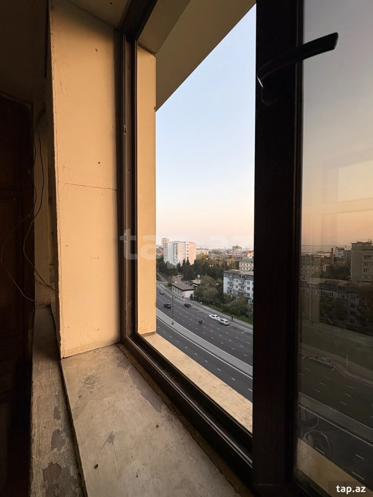 Kirayə verilir 2 otaqlı mənzil 80 m²
