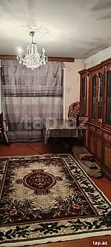 Satılır 4 otaqlı mənzil 200 m²