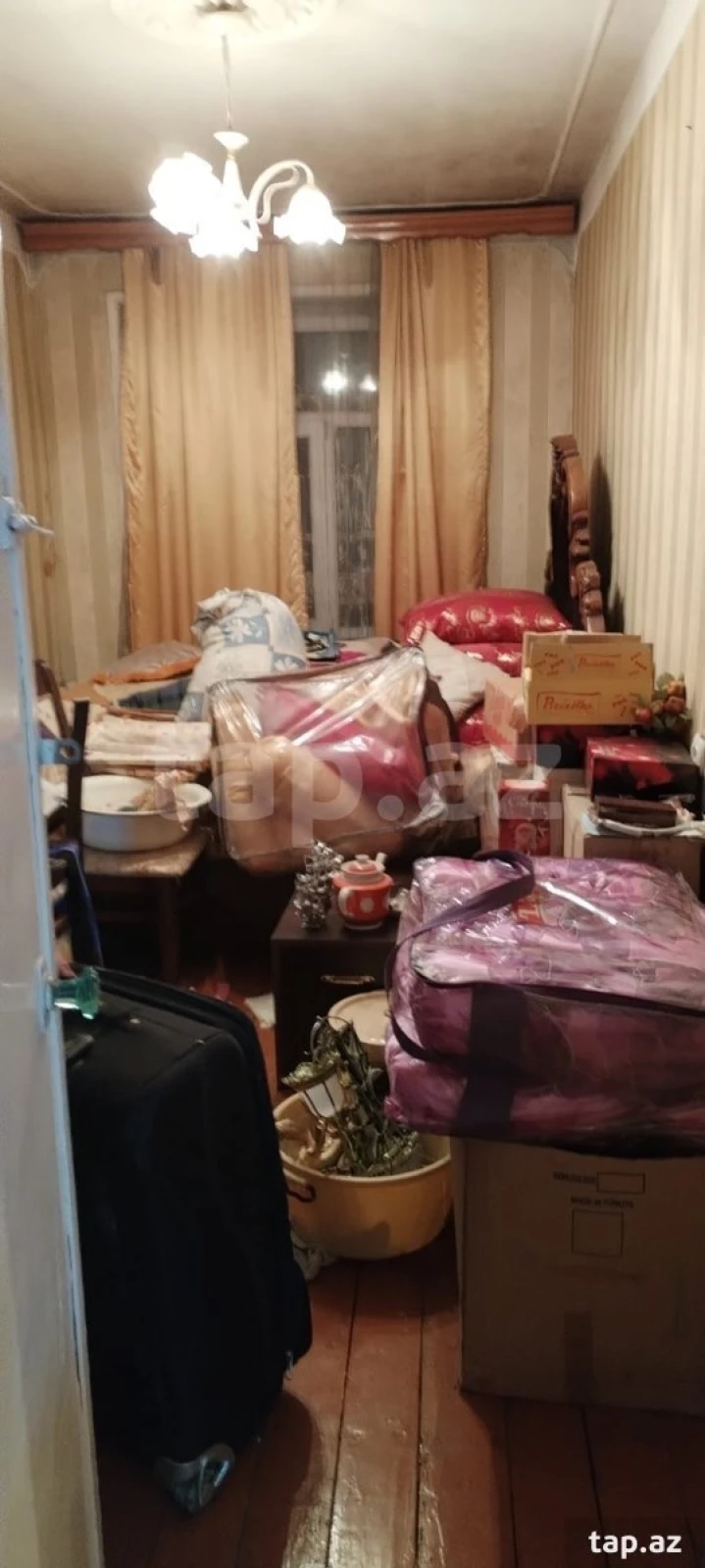 Satılır 4 otaqlı mənzil 200 m²