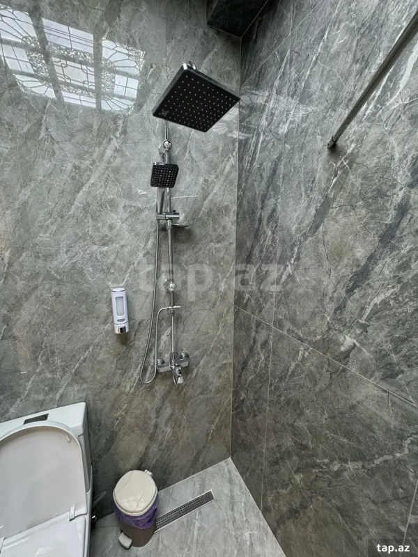 Kirayə verilir 1 otaqlı yeni tikili 46 m²