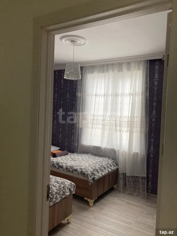 Kirayə verilir 3 otaqlı həyət evi