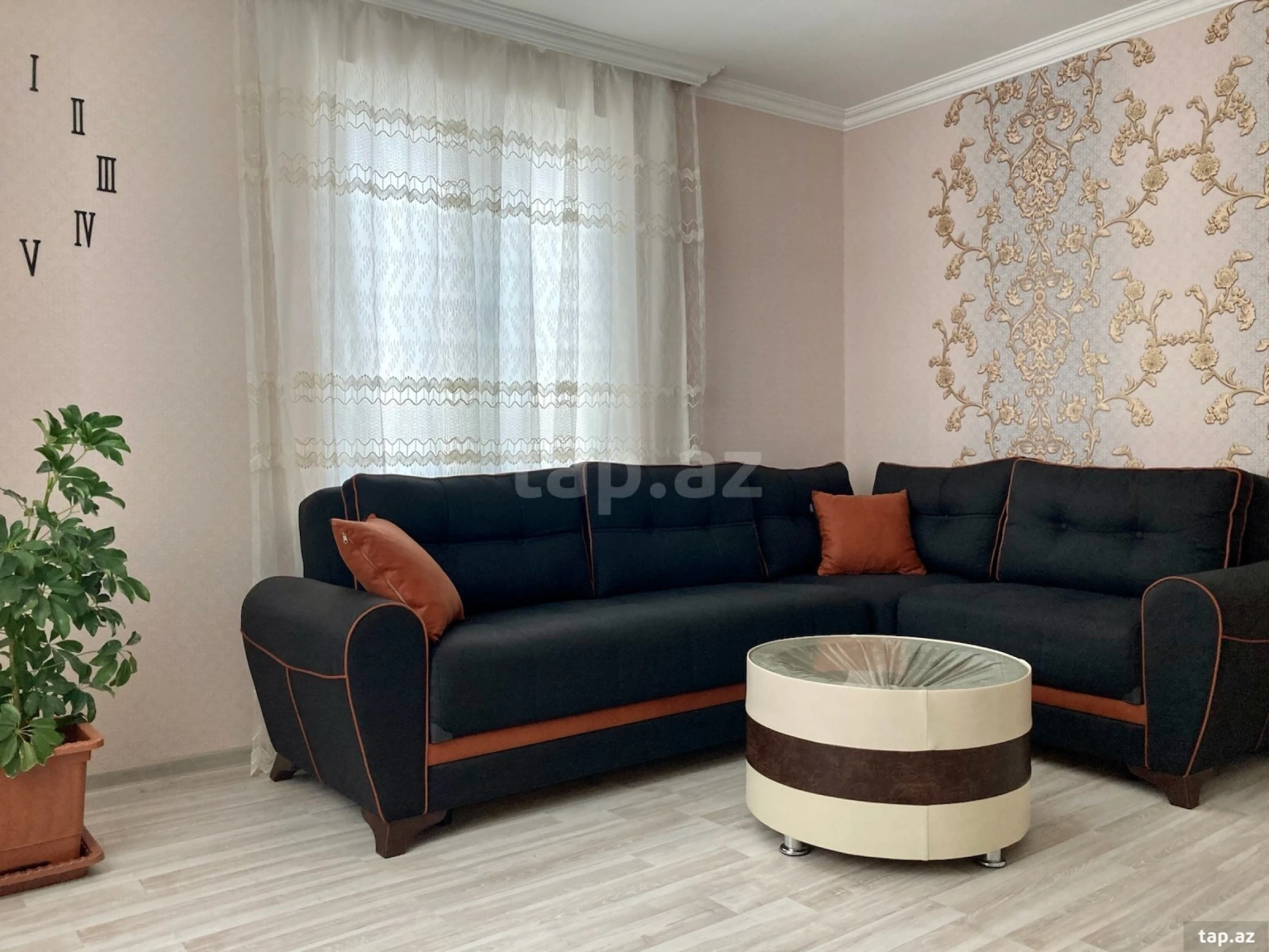 Kirayə verilir 3 otaqlı həyət evi