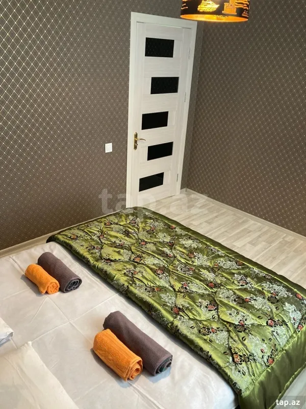 Kirayə verilir 3 otaqlı həyət evi