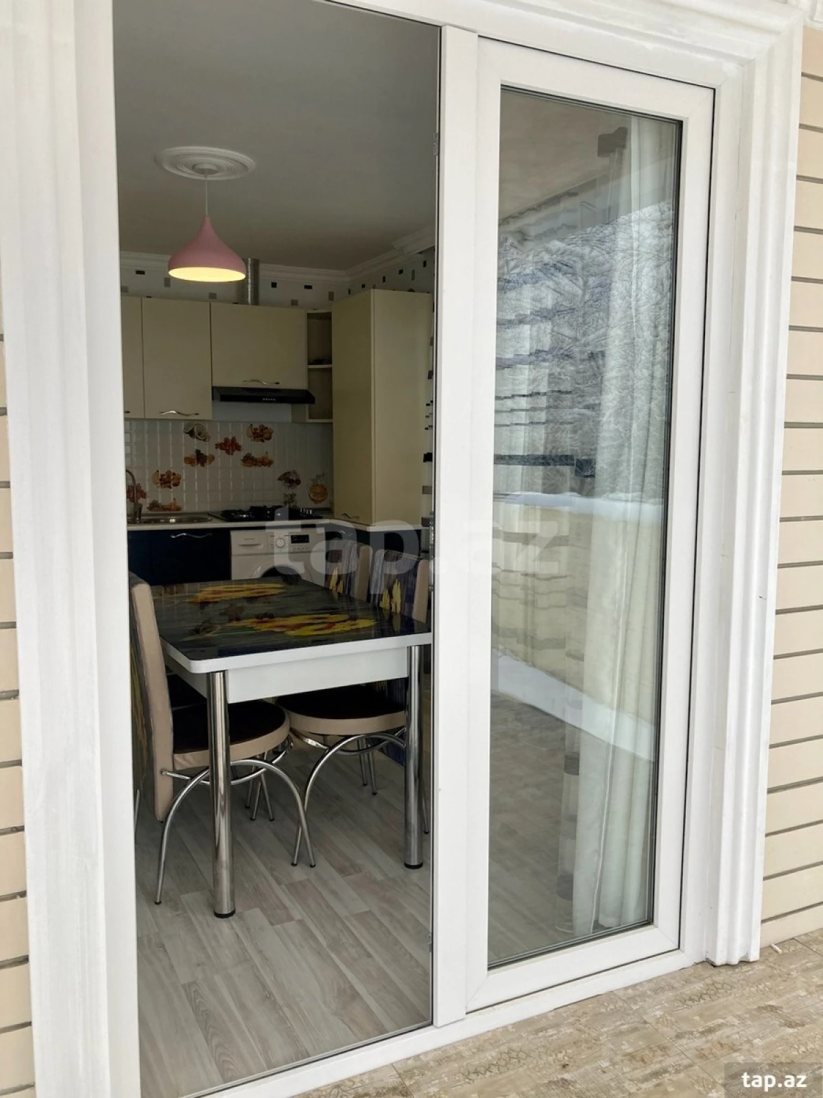 Kirayə verilir 3 otaqlı həyət evi