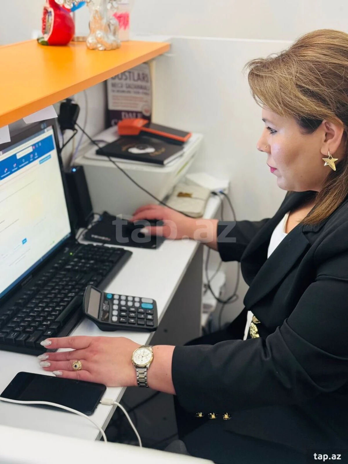 Kirayə verilir 5 otaqlı mənzil 240 m²