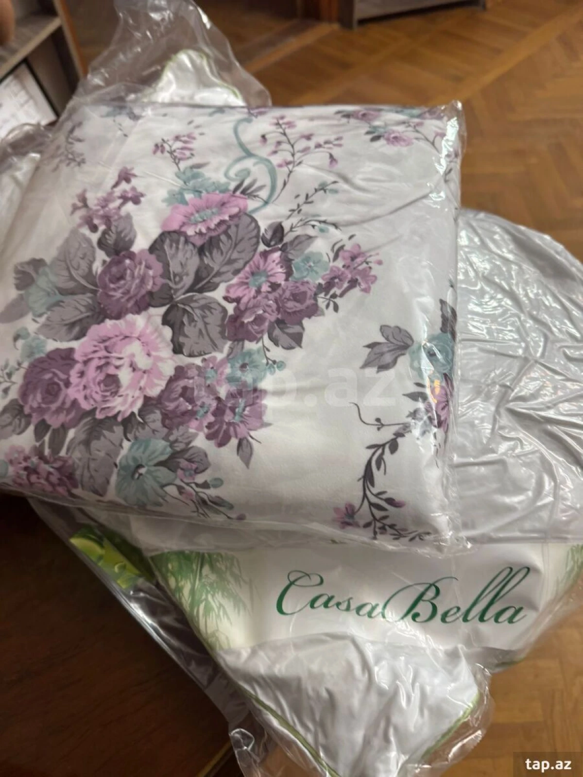 Kirayə verilir 5 otaqlı mənzil 240 m²