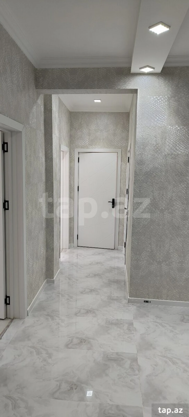 Satılır 3 otaqlı mənzil 86.02 m²