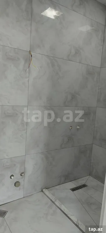Satılır 3 otaqlı mənzil 86.02 m²