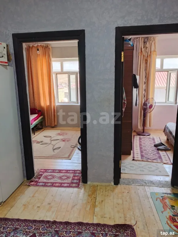 Satılır 4 otaqlı həyət evi