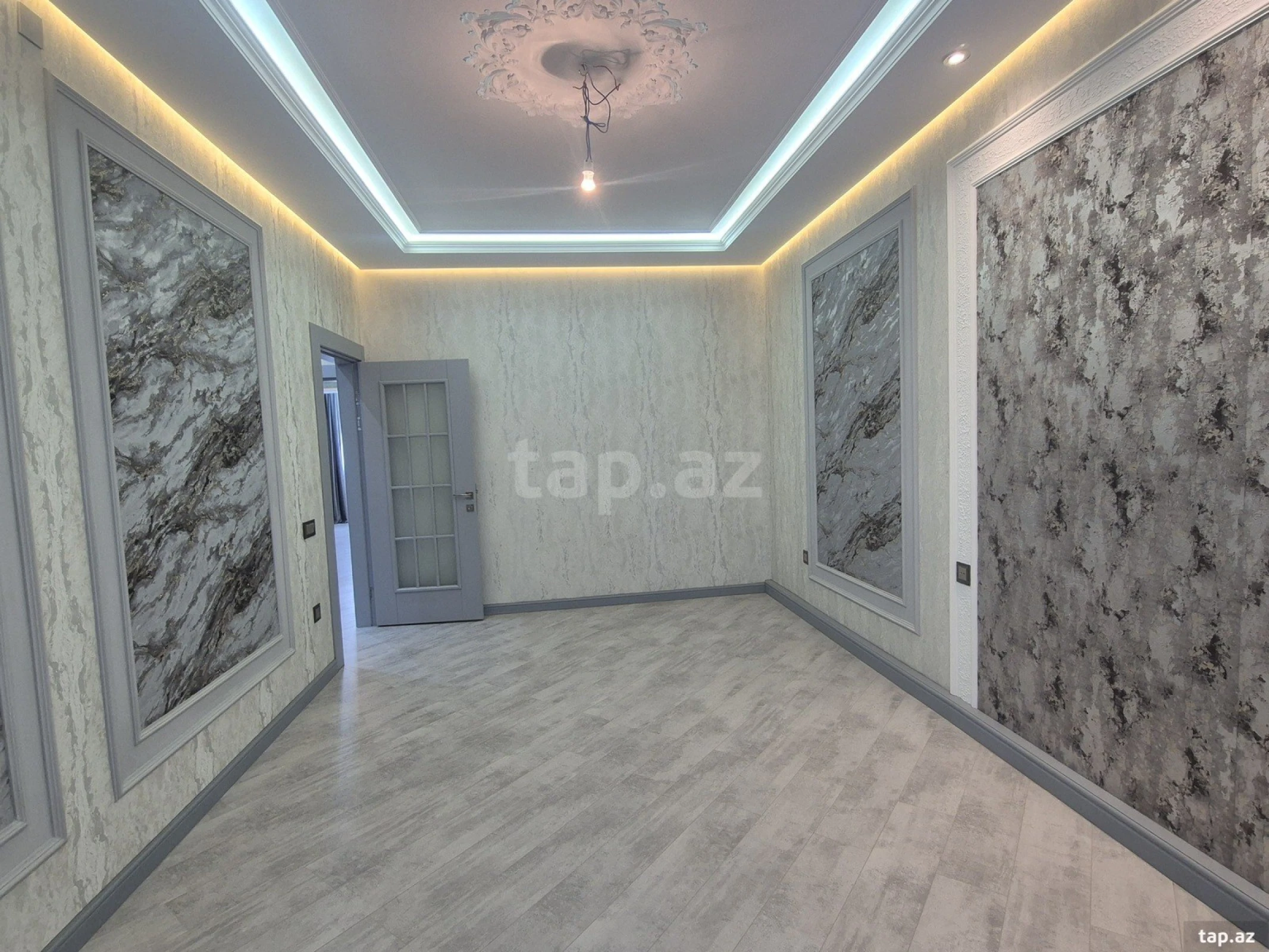 Satılır 3 otaqlı mənzil 82 m²