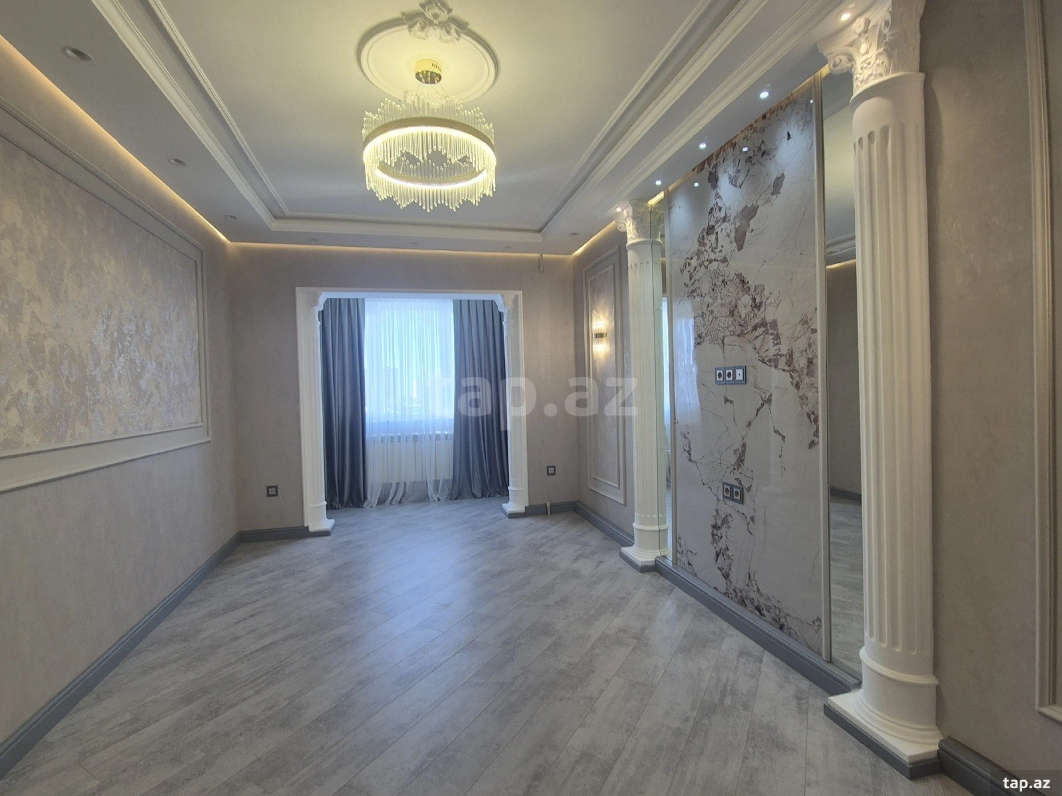 Satılır 3 otaqlı mənzil 82 m²