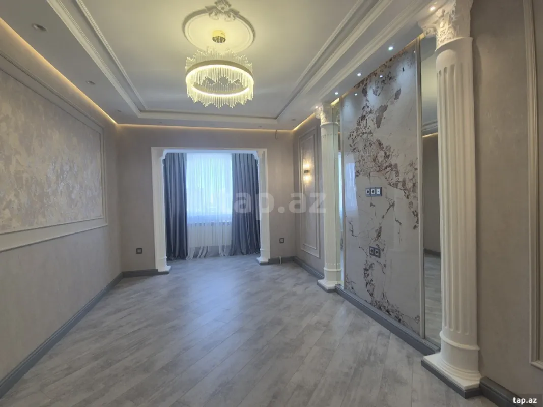 Satılır 3 otaqlı mənzil 82 m²