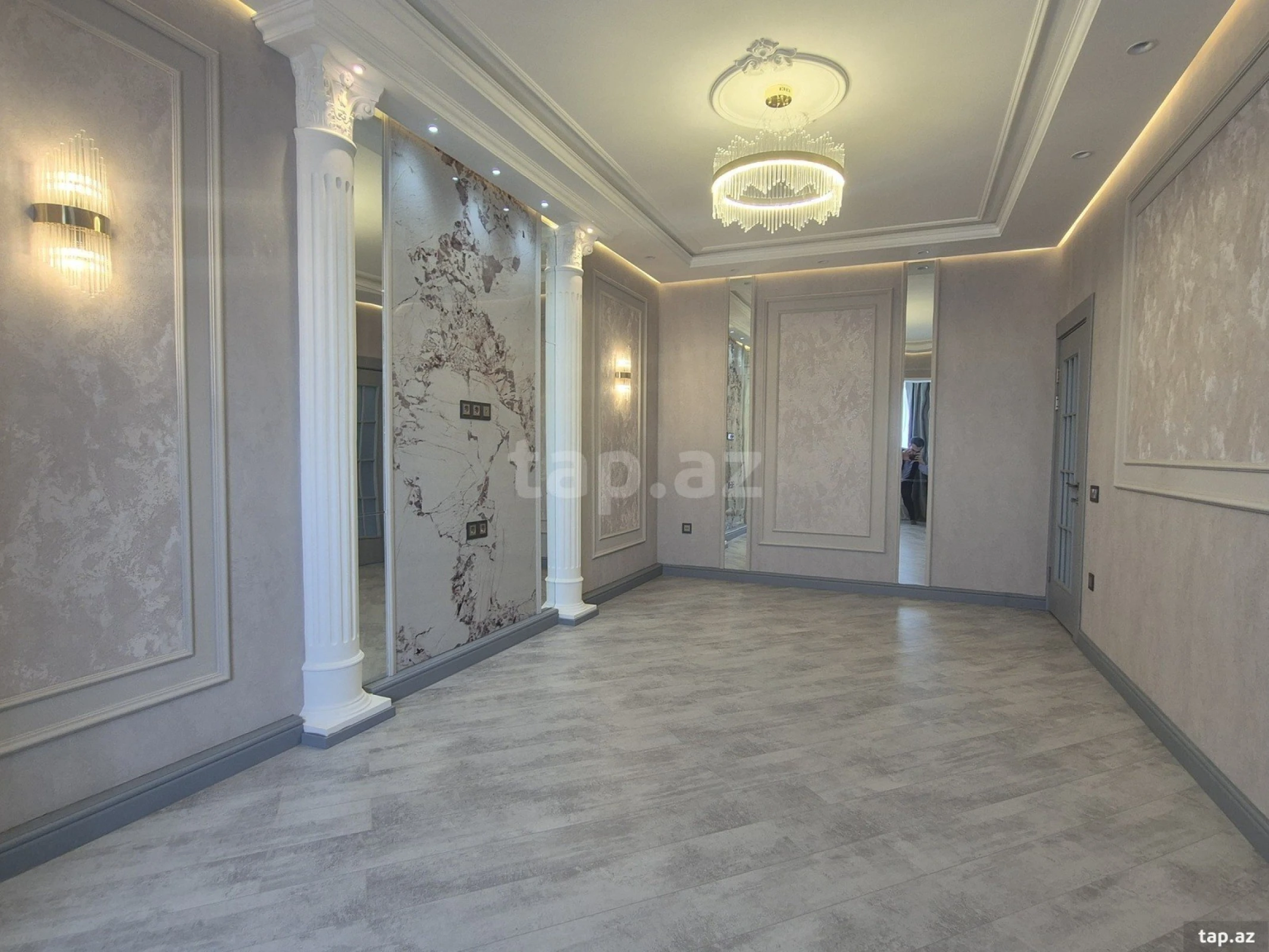 Satılır 3 otaqlı mənzil 82 m²