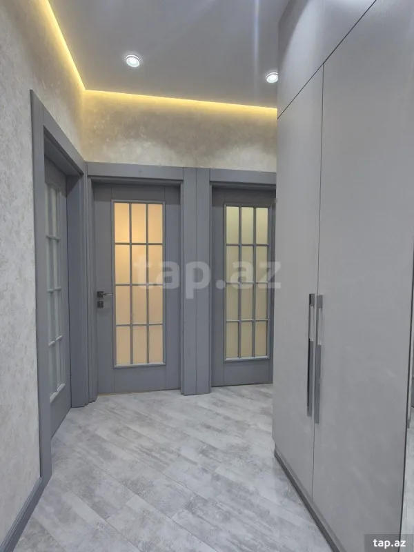 Satılır 3 otaqlı mənzil 82 m²