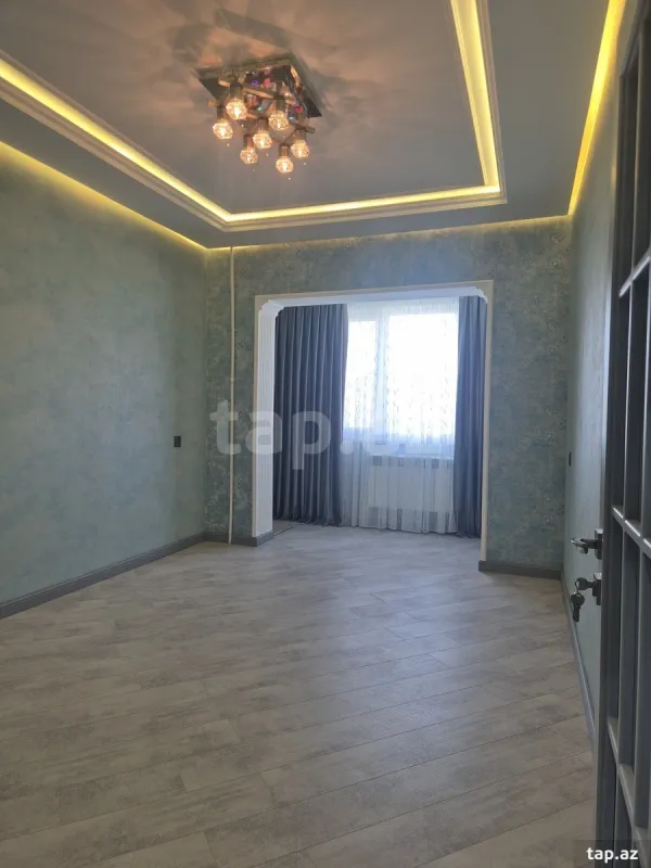 Satılır 3 otaqlı mənzil 82 m²