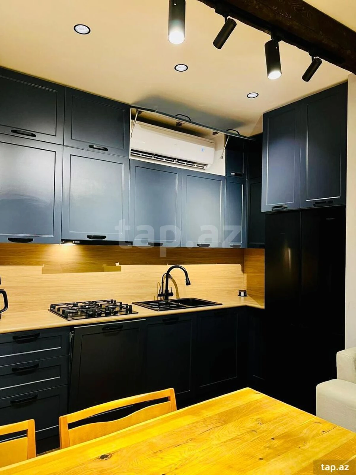 Kirayə verilir 3 otaqlı yeni tikili 110 m²