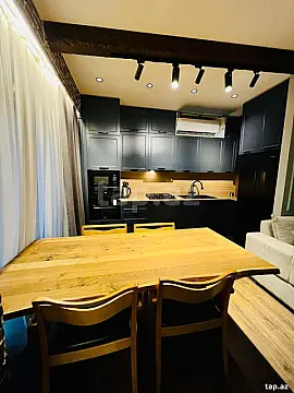 Kirayə verilir 3 otaqlı yeni tikili 110 m²