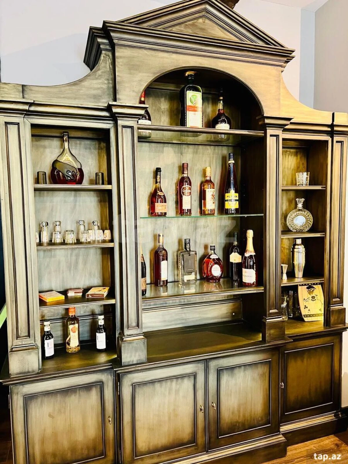 Kirayə verilir 3 otaqlı yeni tikili 110 m²