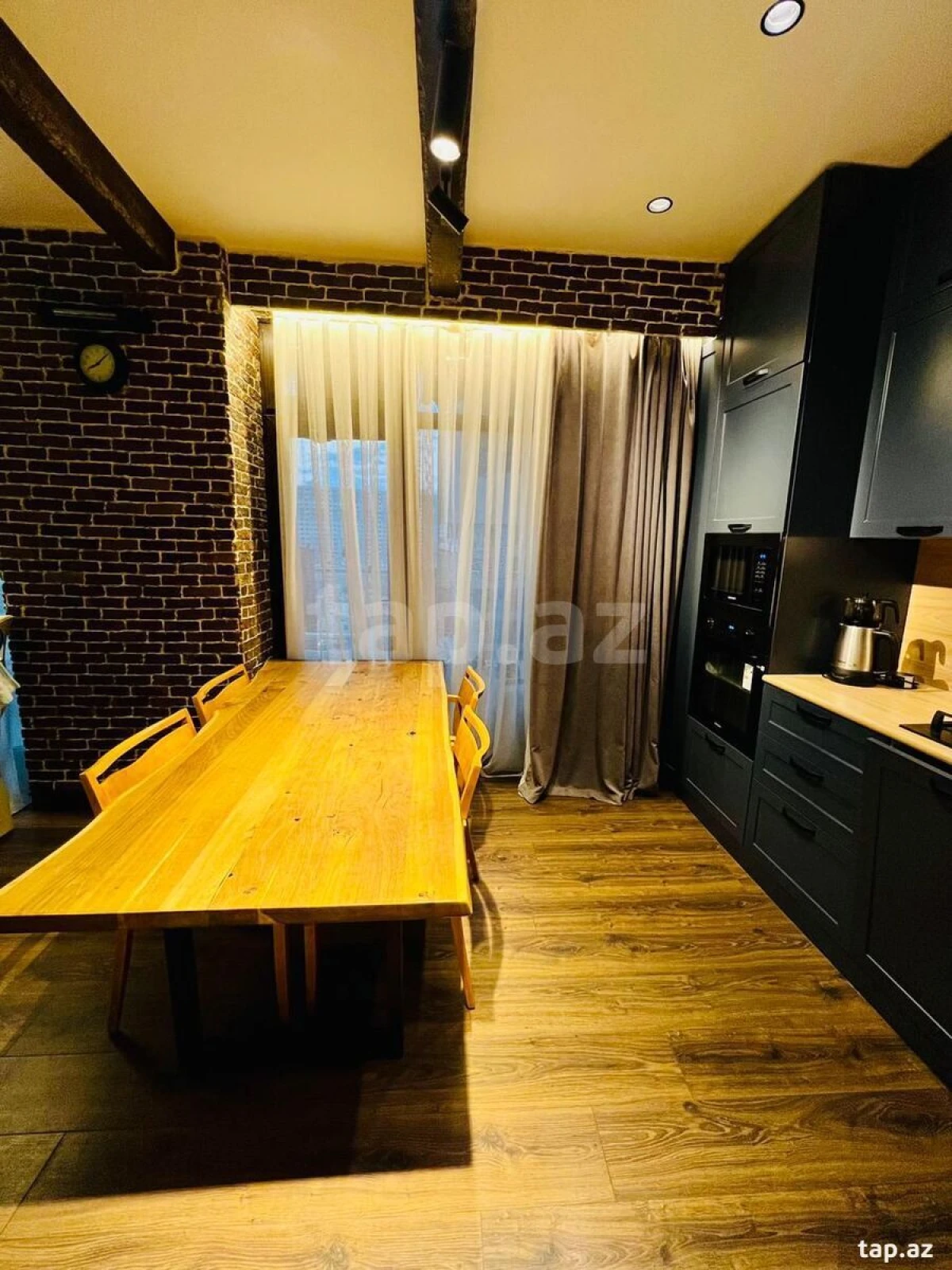 Kirayə verilir 3 otaqlı yeni tikili 110 m²