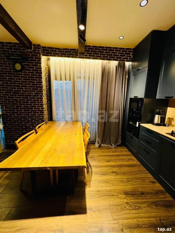 Kirayə verilir 3 otaqlı yeni tikili 110 m²