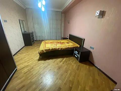 Kirayə verilir 3 otaqlı yeni tikili 95 m²