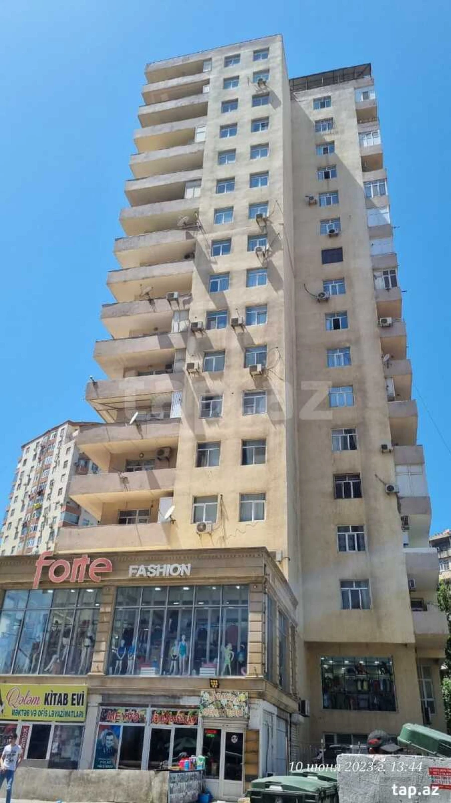Satılır 2 otaqlı yeni tikili 77 m²