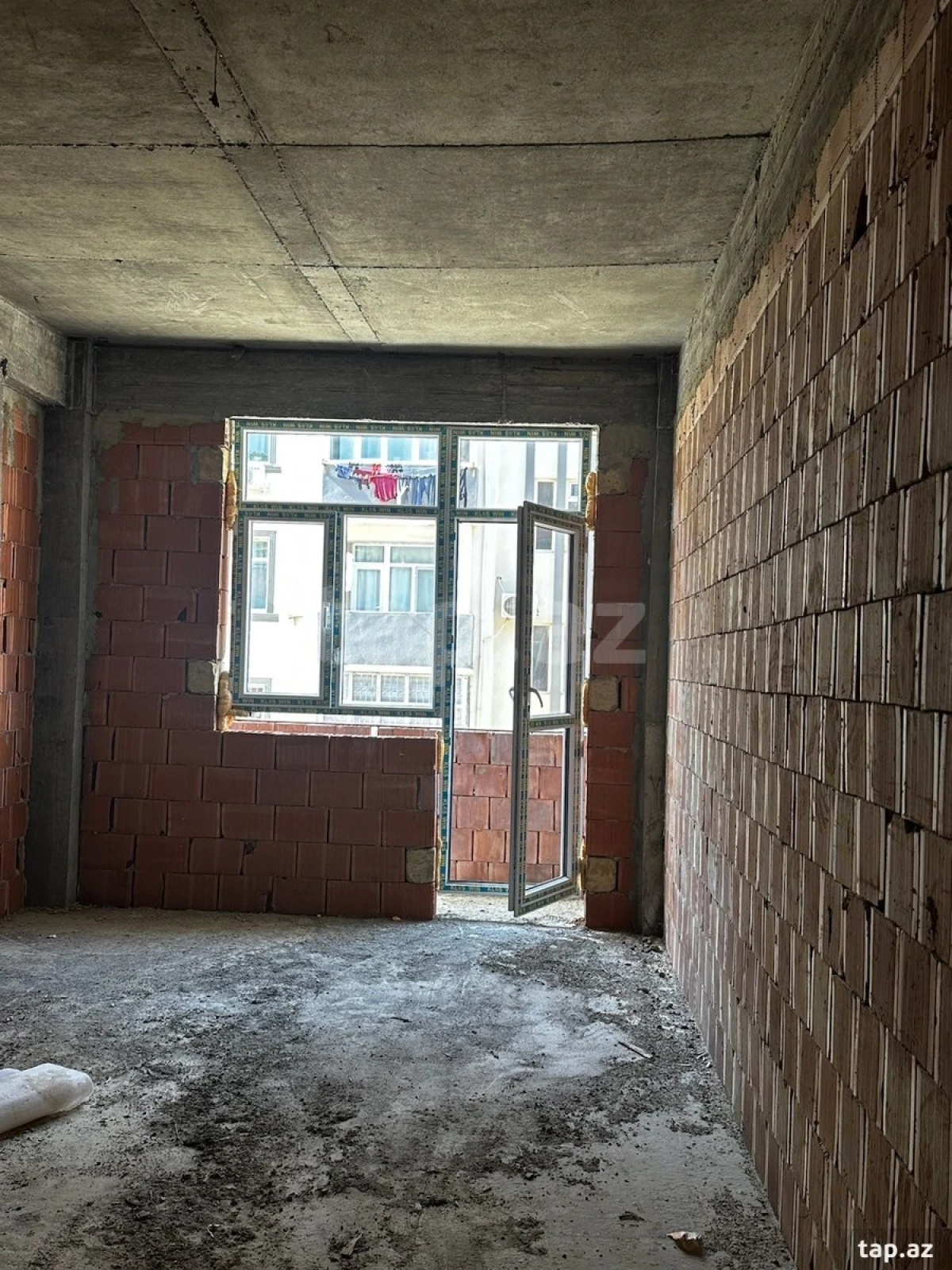 Satılır 1 otaqlı yeni tikili 53 m²