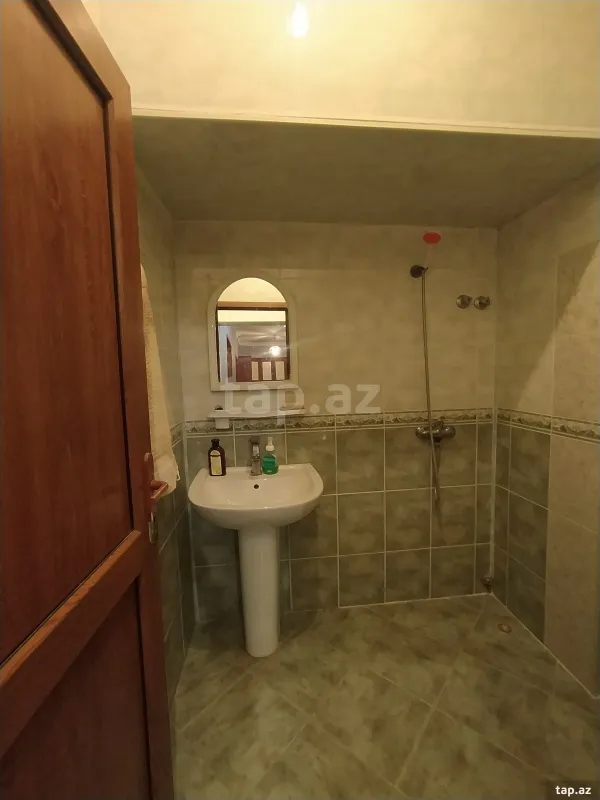 Satılır 2 otaqlı mənzil 52 m²