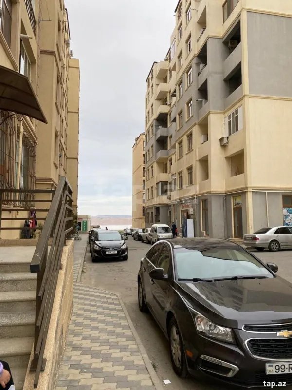 Satılır 2 otaqlı yeni tikili 70 m²