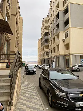 Satılır 2 otaqlı yeni tikili 70 m²
